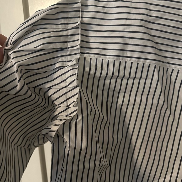 Boxy cropped button down - Picture 3 of 4